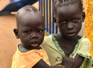 Hungernde Kinder in Afrika